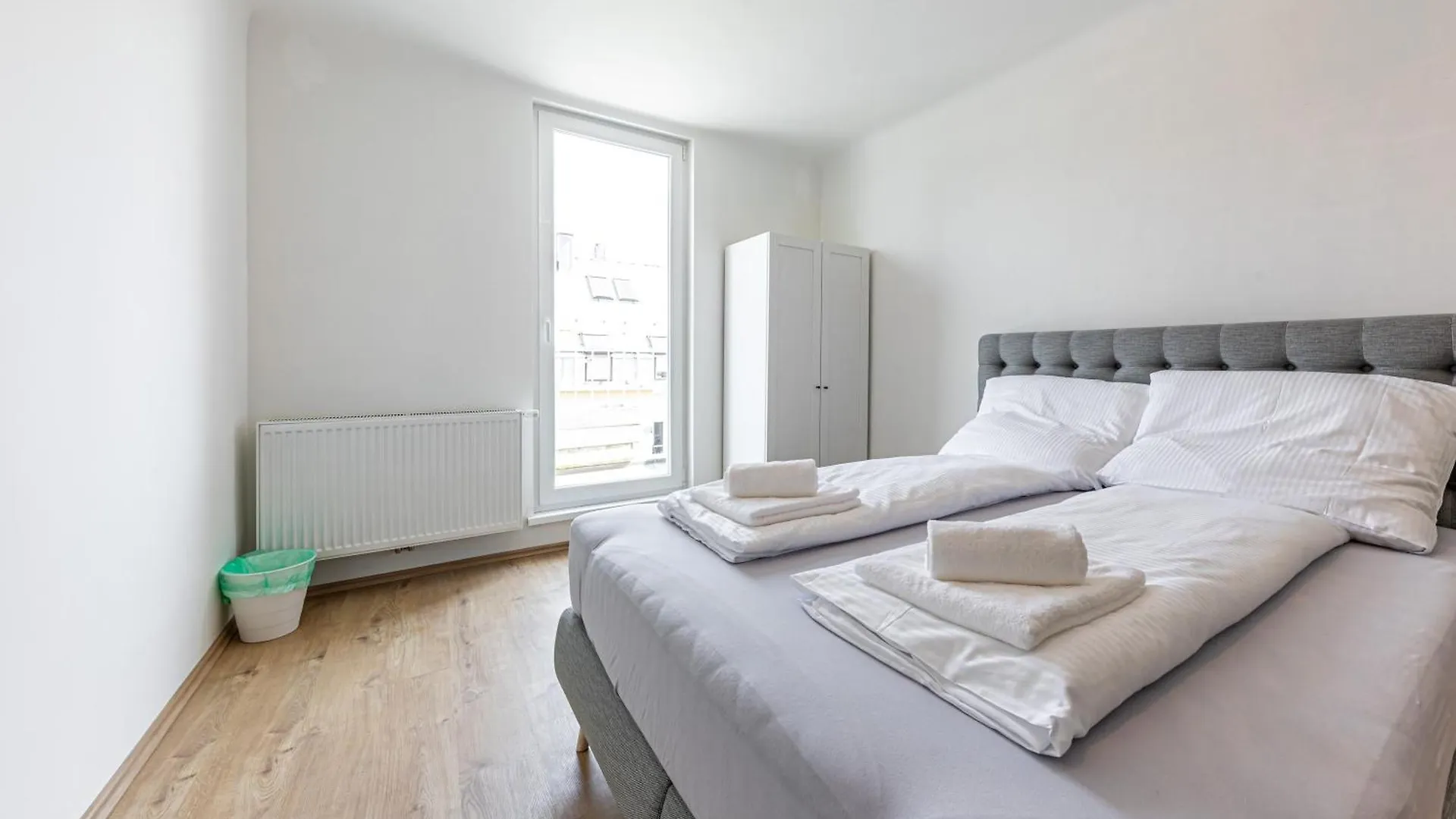 Peaceful & Connected By Jr City Apartments Vienna Austria